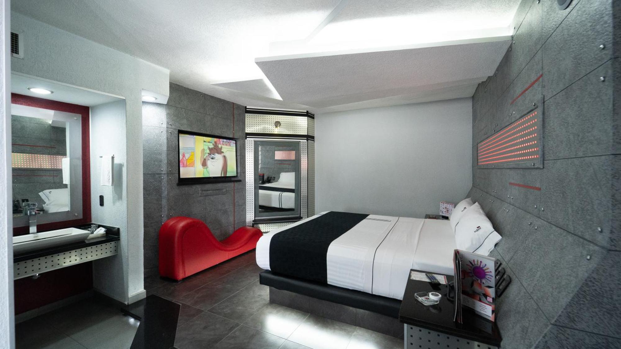 Kuboz Motor Hotel Zapopan Exterior photo